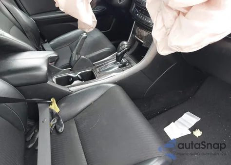 2017 Honda Accord Sport из США, поврежденный, VIN 1HGCR2F56HA031777